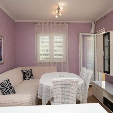Dijana Apartment